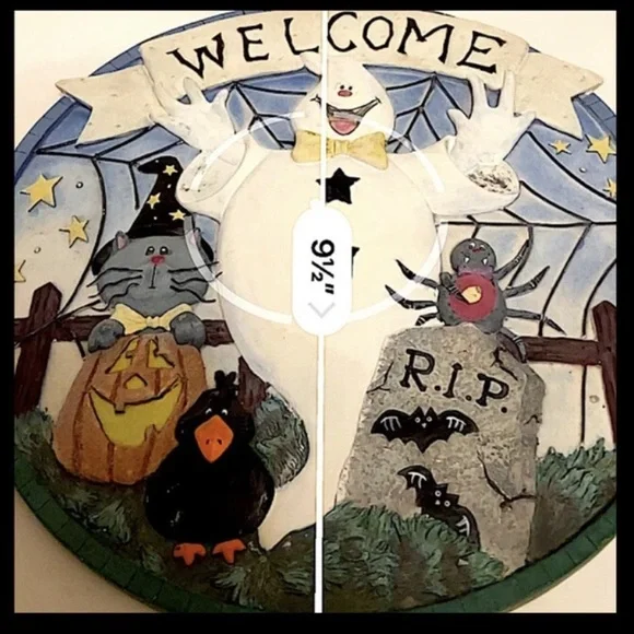 Halloween Graphic Raised Art Wall Decor Plaque Round Outdoor Welcome Sign. - Picture 3 of 4